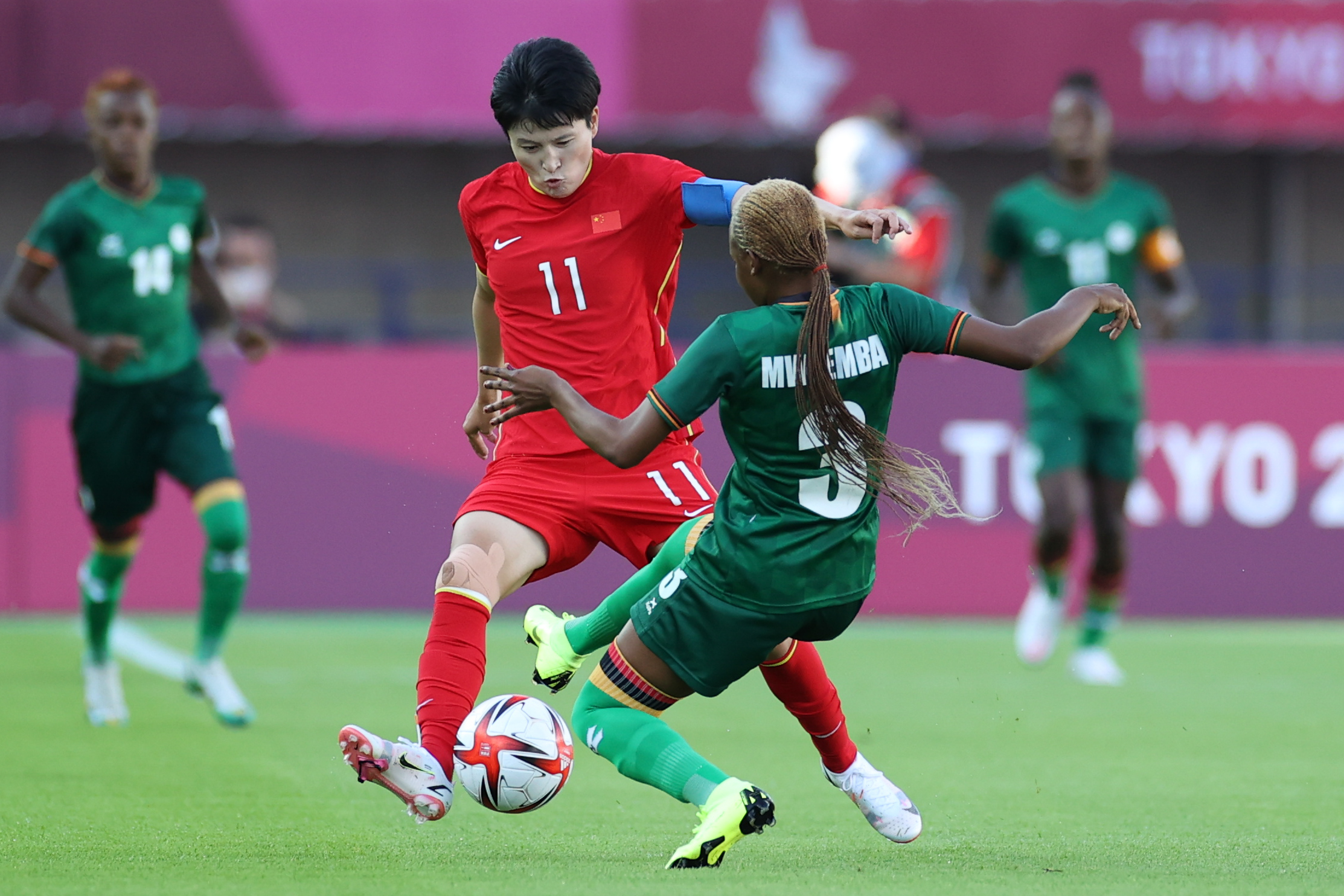 中国女足在比赛中打出亮眼表现