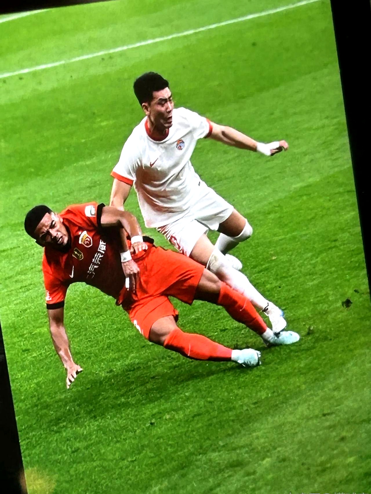 关于紧张胶着的比赛,让球迷心跳加速的信息 关于紧张胶着的比赛,让球迷心跳加速的信息