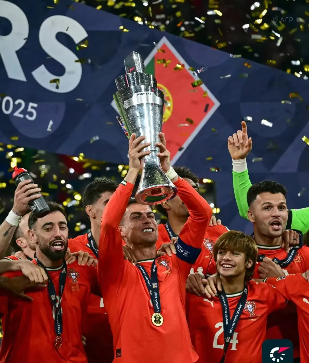 西班牙绝杀里昂，卡塞米罗爆发神勇