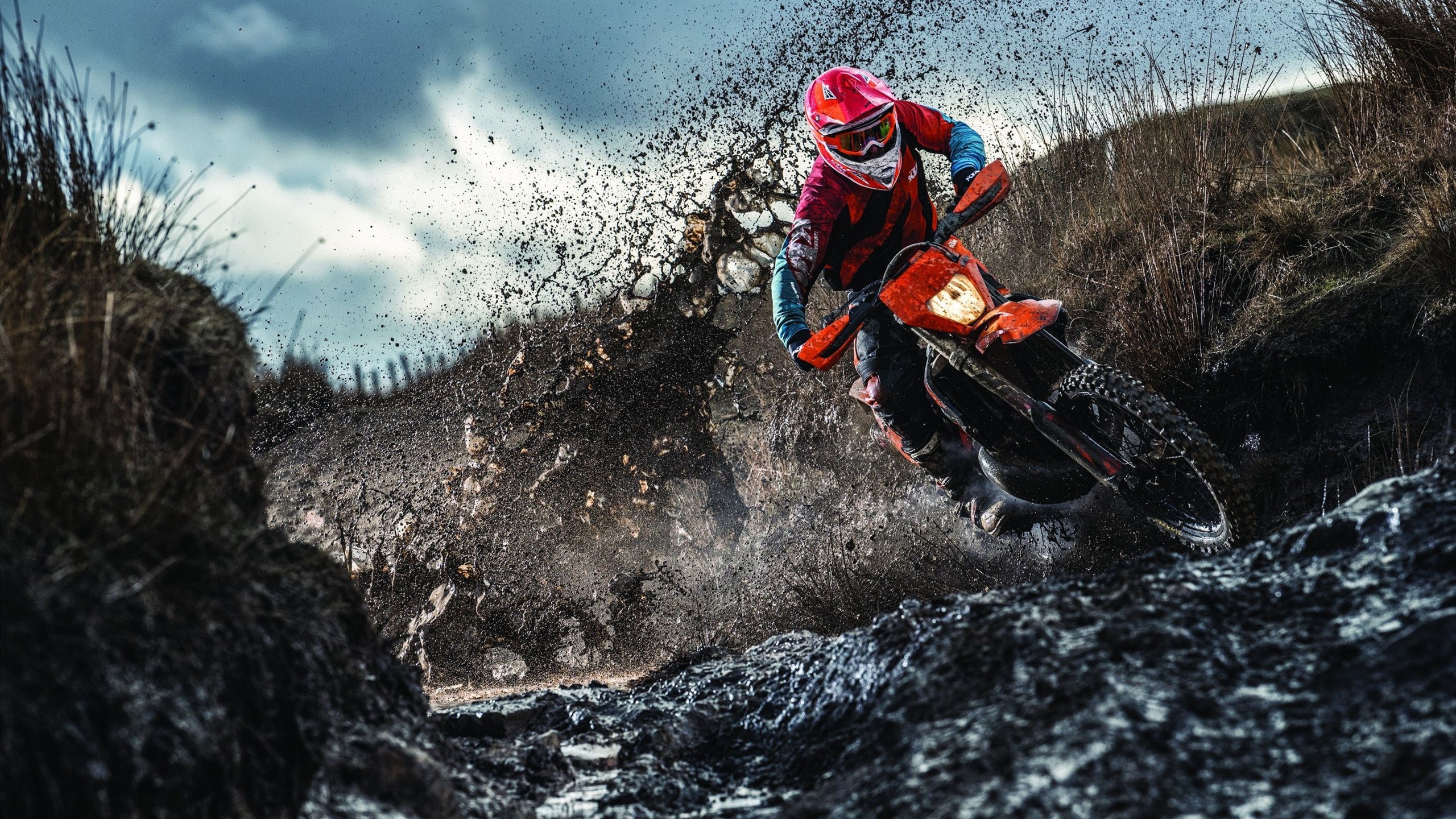 舞台越大越强，浓眉的统治力在热火对阵篮网的焦点战中闪耀