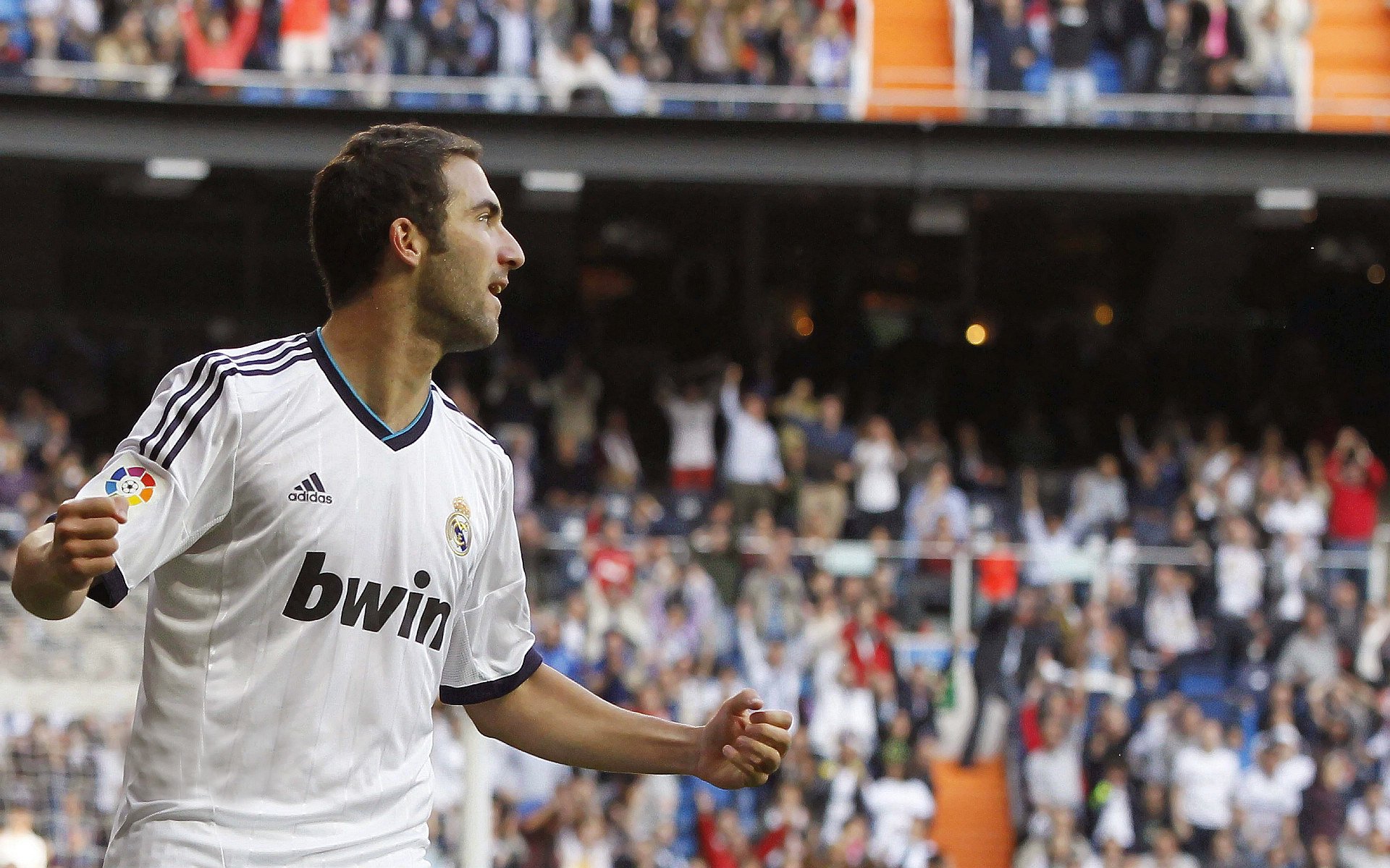 卡拉斯科一锤定音展巨星本色，芬兰团队压制力让洪都拉斯窒息