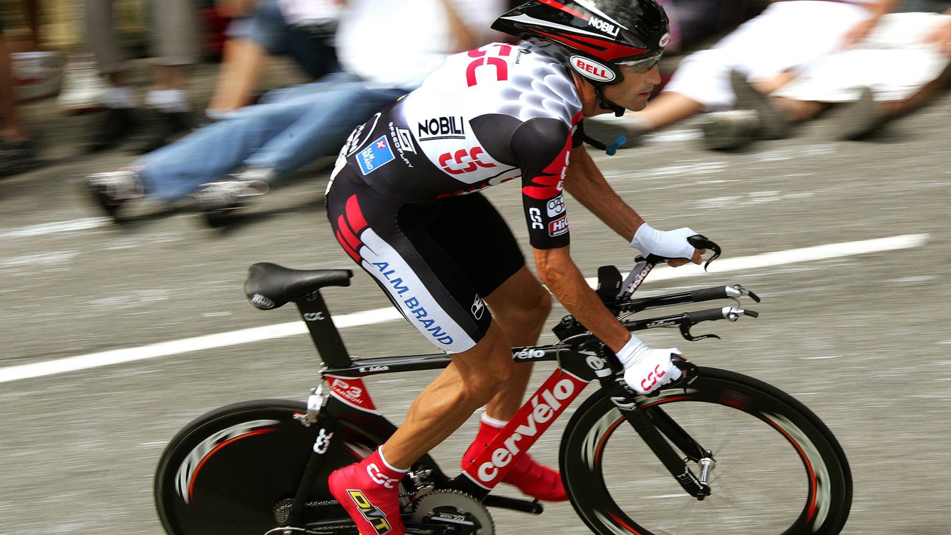 南粤风暴席卷风城，福克斯末节狂飙，广东队击溃公牛夺东决赛点