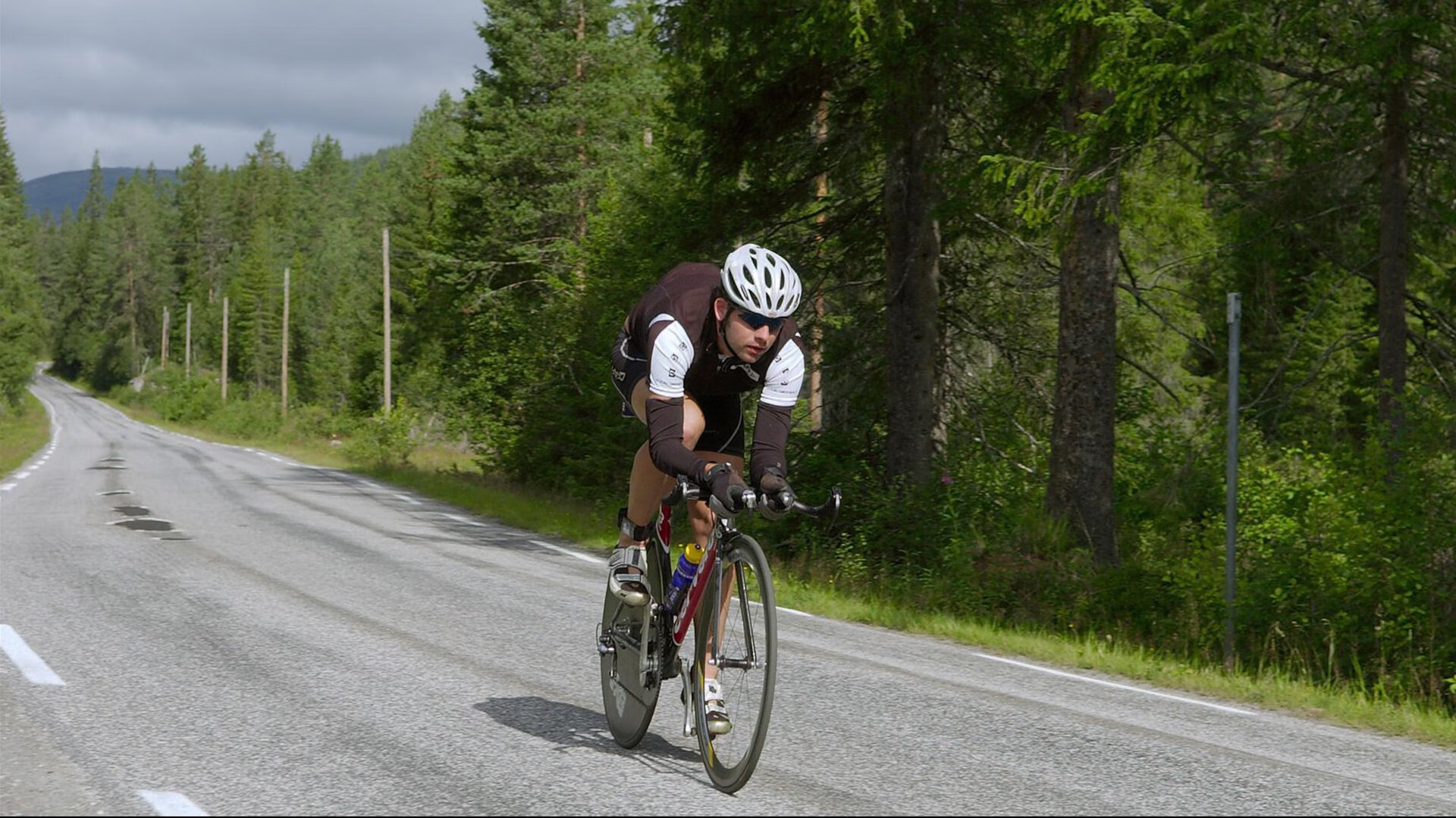 温网险胜蒙特卡洛大师赛，阿尔卡拉斯扛起全队的背后，是网球未来的交接
